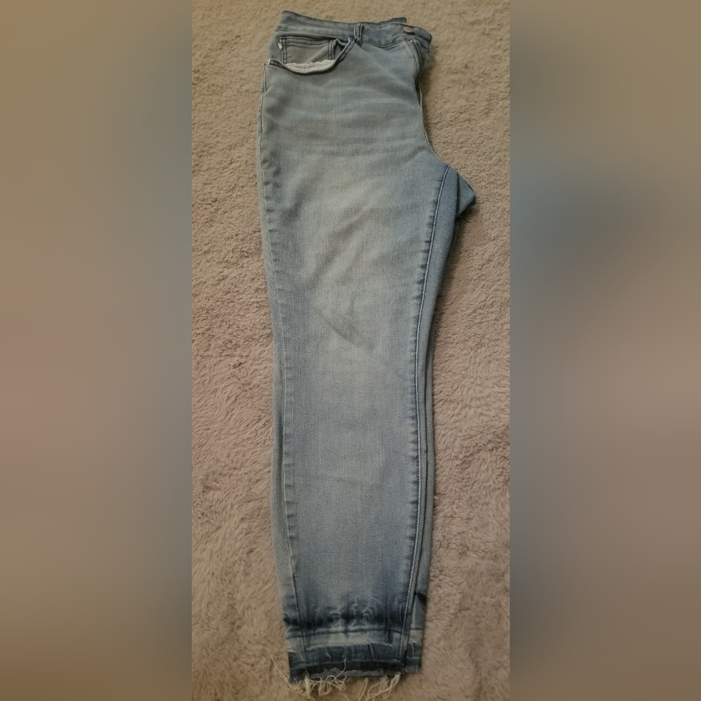 Judy Blue Skinny Fit Size 16W - Light Blue Wash Women's Jeans